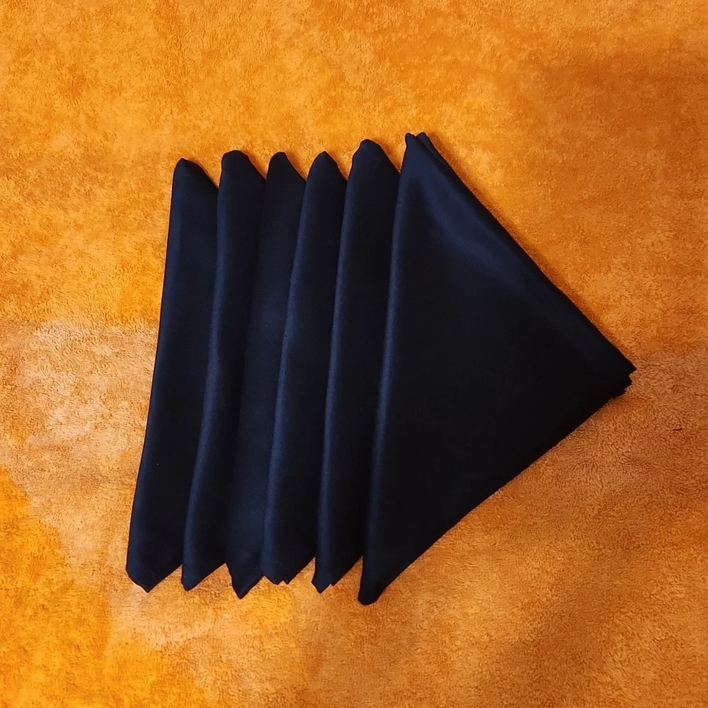 High quality cloth napkins.